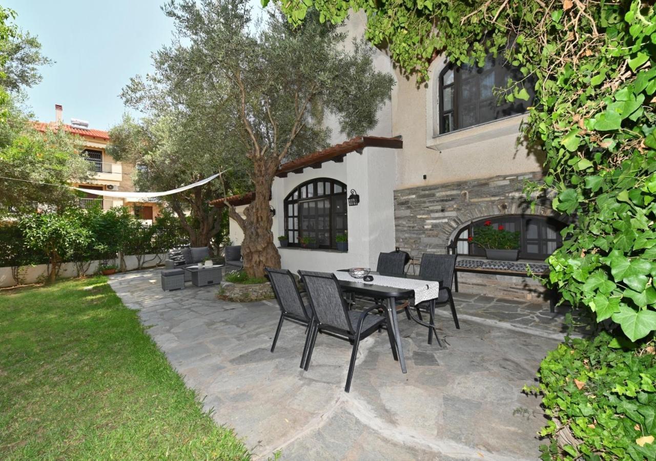 Hostal Ares Garden House - Nea Moudania Halkidiki Exterior foto