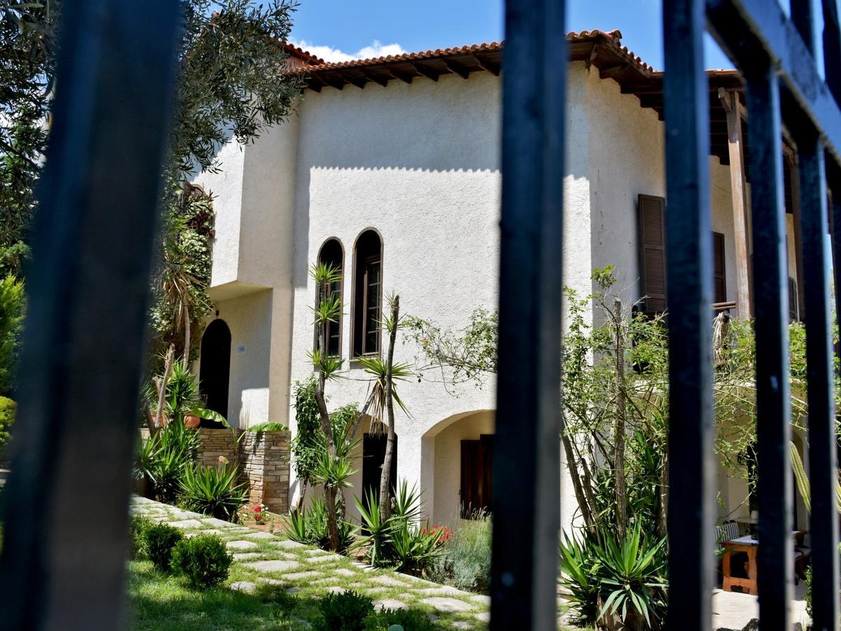Hostal Ares Garden House - Nea Moudania Halkidiki Exterior foto