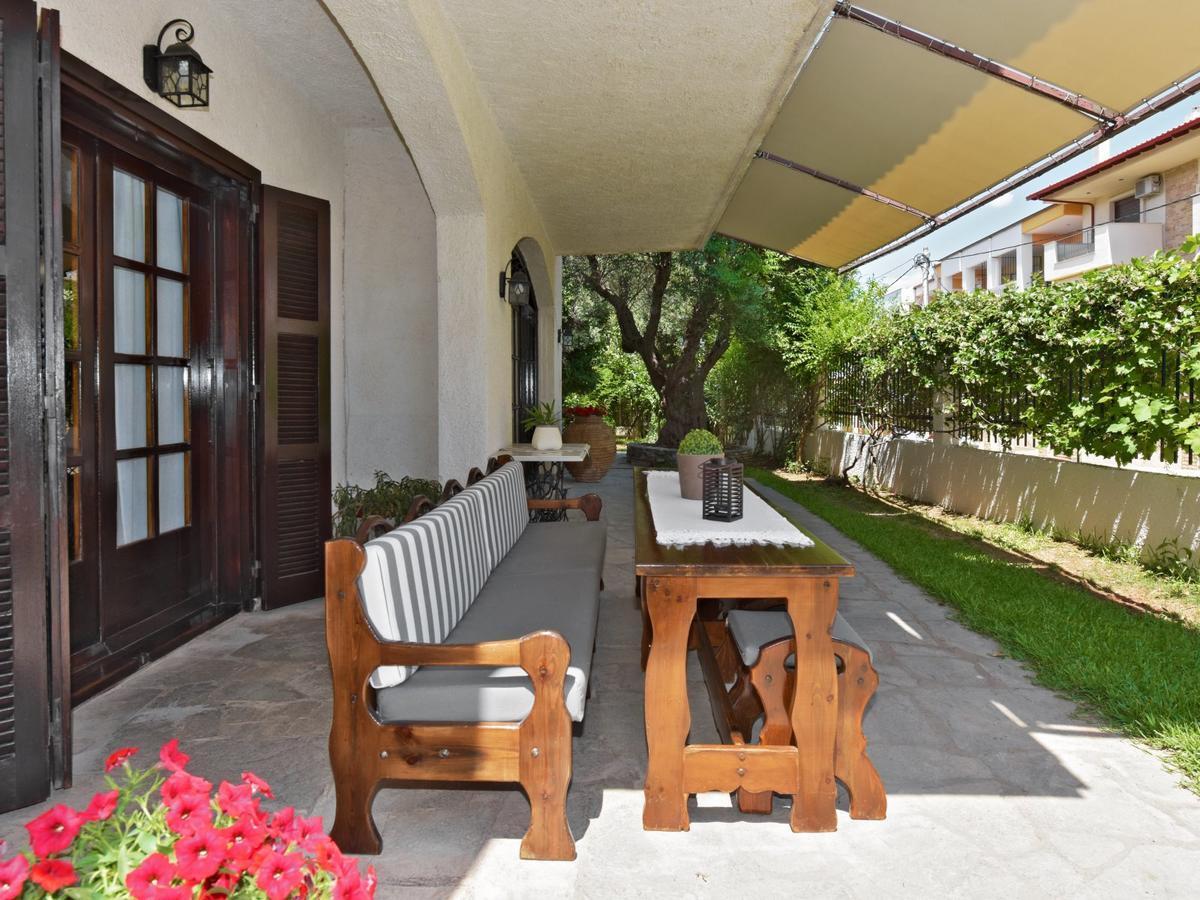 Hostal Ares Garden House - Nea Moudania Halkidiki Exterior foto